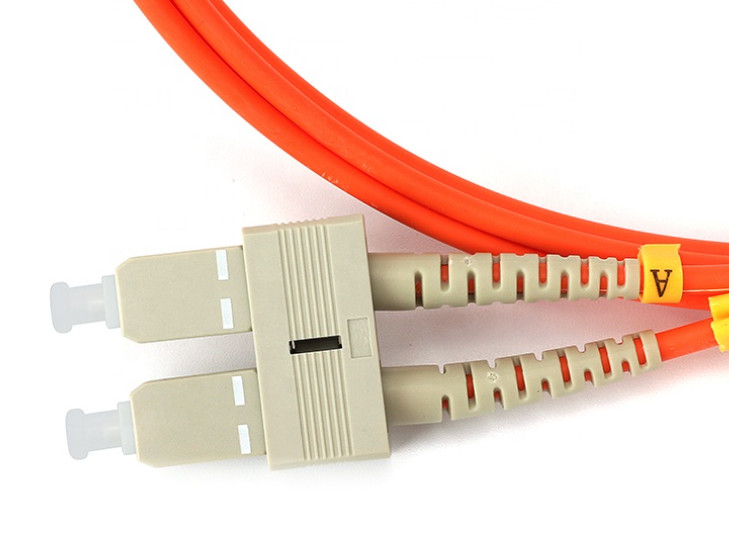 สายแพทช์ไฟเบอร์ออปติก 2.0 มม. 3.0 มม. OM2 SC LC มัลติเพล็กซ์เพล็กซ์ 50/125 LSZH PVC