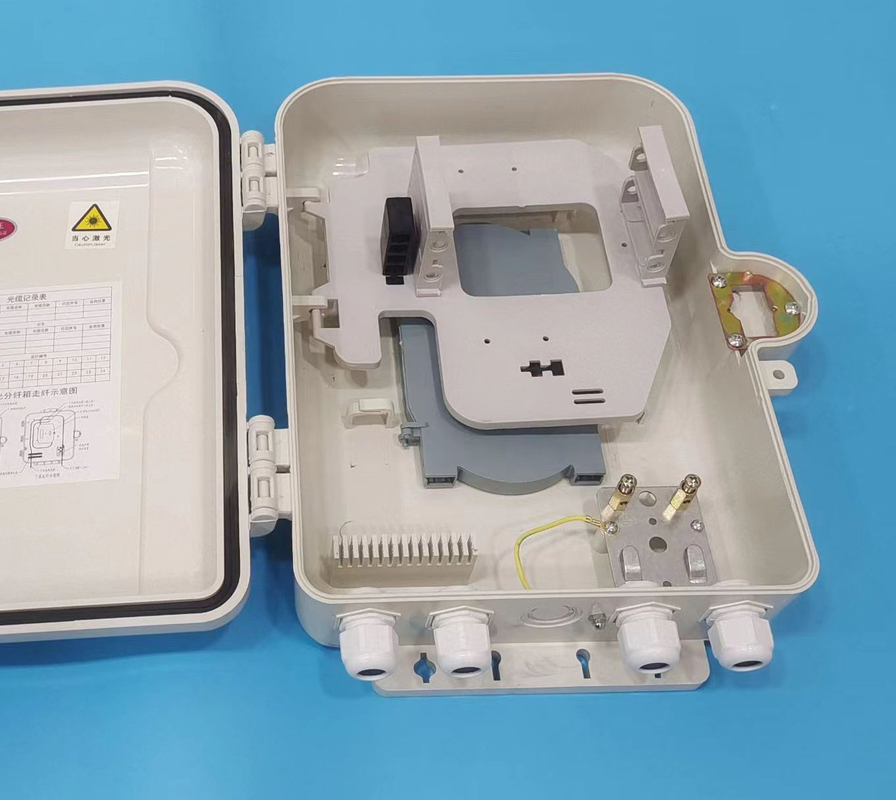 กล่องเลิกจ้างไฟเบอร์กลางแจ้งแบบติดผนัง ABS 16 พอร์ต ODB ODP สำหรับ FTTH