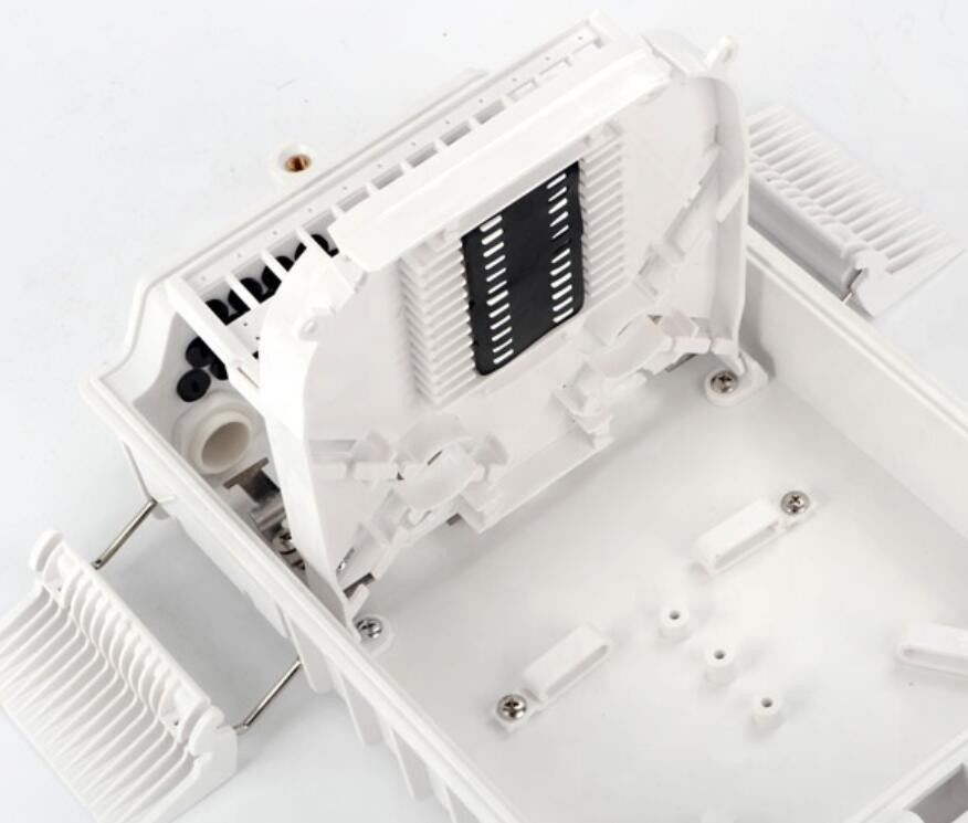 กล่องเทอร์มินัลไฟเบอร์ออปติก Odf 24 Core Outdoor Waterproof IP65 FTTH 4 Inlet Port / 24 Out Port