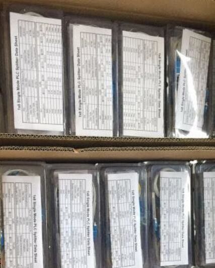 LC UPC 1*2 FBT ไฟเบอร์ออปติก Coupler 0.9 มม. 1 ม. ตัวแยกไฟเบอร์ออปติก