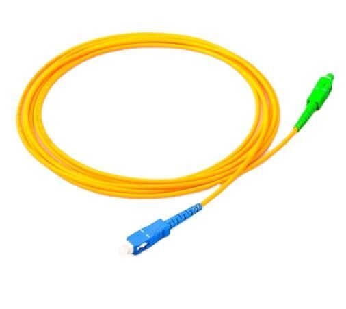 SM G652D สายไฟเบอร์ออปติกแพทช์ SC APC ถึง SC UPC 2.0mm 3.0mm