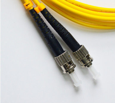 สายแพทช์ไฟเบอร์ออปติก 3.0 มม. G652D G657A ดูเพล็กซ์ SM LC ถึง FC