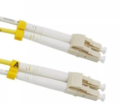 OM3 สายแพทช์ไฟเบอร์ออปติกมัลติเพล็กซ์ OM3 ตัวเชื่อมต่อ LC UPC ความยาว 10 เมตร